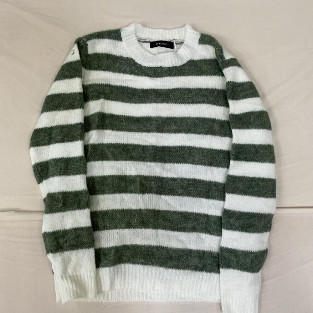 Dokotoo Green & White Striped Knit Sweater – Size Small